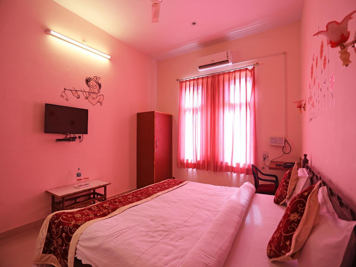 Oyo 5063 The Sukoon Hotel พุชการ์ ภายนอก รูปภาพ